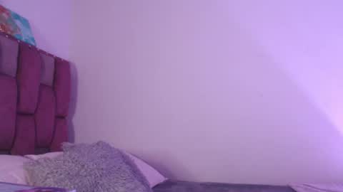 Snapshot of emily_w2 chatting on July 27, 2026, 3:02 am emily_w2 online show from July 27, 2026, 3:02 am