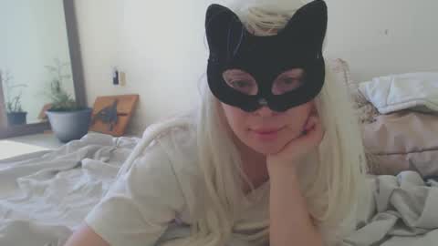 Emily online show from September 22, 2025, 8:11 pm