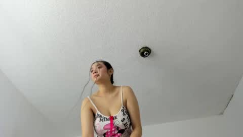 Snapshot of emilyandmarco_ chatting on April 26, 2026, 2:04 pm Emilyyy online show from April 26, 2026, 2:04 pm