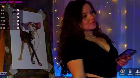 artist Emily online show from January 29, 2025, 3:54 am
