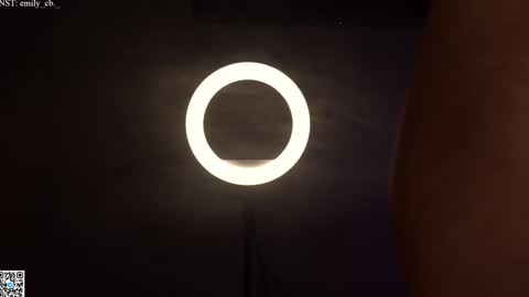 emilybatee online show from December 6, 2024, 10:52 pm