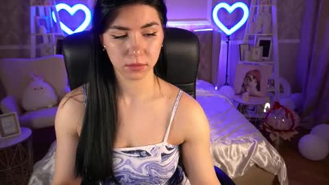 Emy online show from March 3, 2025, 6:59 am