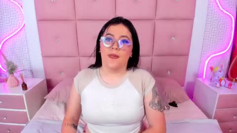 Emily online show from May 30, 2026, 3:58 am