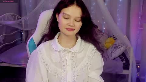 Snapshot of emilychaves chatting on May 6, 2026, 9:14 am Emilyhaves online show from May 6, 2026, 9:14 am