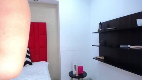 EMILY  online show from March 31, 2026, 8:53 pm