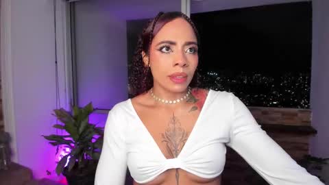 Snapshot of emilyfitness8 chatting on October 26, 2025, 3:34 am emily online show from October 26, 2025, 3:34 am