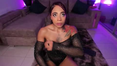 Snapshot of emilyfitness8 chatting on November 6, 2025, 2:34 am emily online show from November 6, 2025, 2:34 am