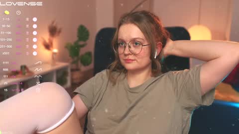 Emily  online show from December 7, 2024, 4:25 pm