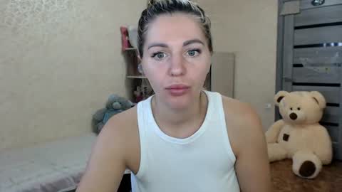Snapshot of emilyfork chatting on July 6, 2026, 3:58 am emilyfork online show from July 6, 2026, 3:58 am
