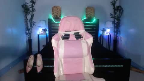 Snapshot of emilyfucker69 chatting on September 17, 2025, 3:46 pm emilyfucker69 online show from September 17, 2025, 3:46 pm