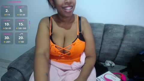 Snapshot of emilyhines__ chatting on September 12, 2025, 7:14 pm Emilyhines online show from September 12, 2025, 7:14 pm