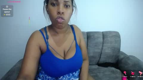 Snapshot of emilyhines__ chatting on September 13, 2025, 10:20 pm Emilyhines online show from September 13, 2025, 10:20 pm