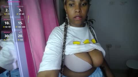 Snapshot of emilyhines__ chatting on October 8, 2025, 9:01 pm Emilyhines online show from October 8, 2025, 9:01 pm