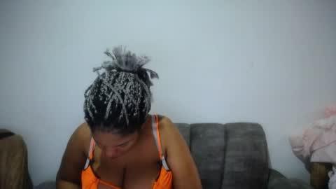 Snapshot of emilyhines__ chatting on June 5, 2026, 7:41 pm Emilyhines online show from June 5, 2026, 7:41 pm