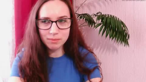 Snapshot of emilyhotflirt chatting on May 7, 2026, 4:12 pm Emily online show from May 7, 2026, 4:12 pm