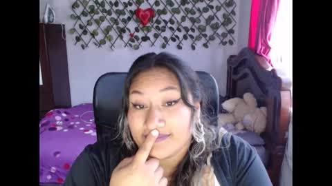 Emily Cortez online show from December 9, 2024, 9:58 pm