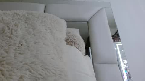 emily monrro online show from December 4, 2024, 7:12 pm