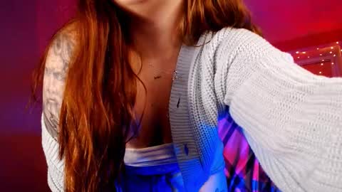 Emily  Emi online show from October 14, 2025, 4:52 pm