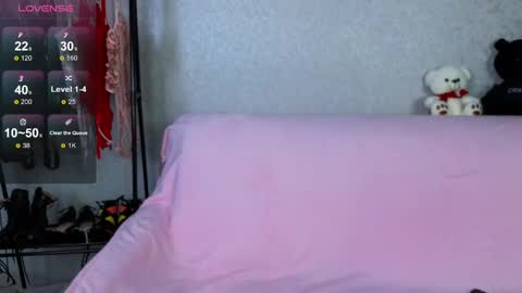 Emily Robbie online show from February 23, 2025, 4:46 pm