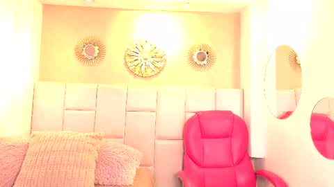 Snapshot of emilyrossett chatting on July 18, 2026, 1:48 pm Emily online show from July 18, 2026, 1:48 pm