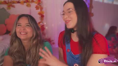 Snapshot of emilys_scott chatting on October 26, 2025, 2:34 pm Emy online show from October 26, 2025, 2:34 pm