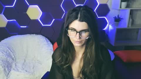 Emily online show from January 15, 2025, 10:38 am