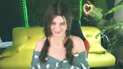 Emily online show from January 30, 2025, 7:39 am