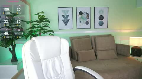 Emily Turner  online show from February 25, 2026, 7:23 pm