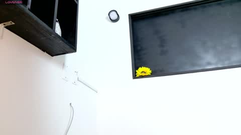 Emily  online show from April 6, 2026, 4:46 am