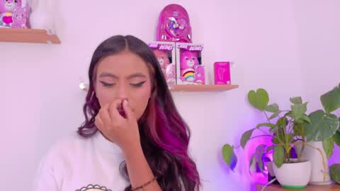 Emily Bank online show from April 1, 2026, 8:06 pm