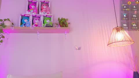 Emily Bank online show from June 11, 2026, 12:32 am
