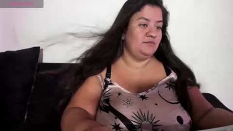 Snapshot of emilyycurvy_ chatting on June 30, 2026, 9:49 pm Jhoanna online show from June 30, 2026, 9:49 pm
