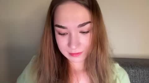 Nadya online show from June 15, 2026, 4:58 am