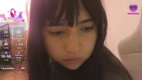 Snapshot of emitaa17228 chatting on June 18, 2026, 7:07 pm emma online show from June 18, 2026, 7:07 pm