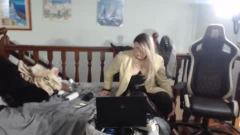 emma online show from March 11, 2025, 6:21 am