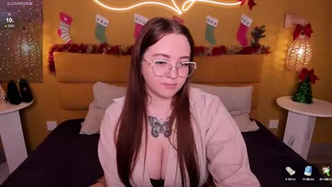 emma_adorablle online show from December 22, 2024, 12:16 pm