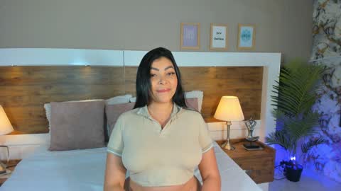 Emma  online show from January 7, 2025, 11:37 am