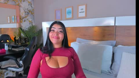 Snapshot of emma_bakker_ chatting on May 10, 2026, 7:13 am Emma online show from May 10, 2026, 7:13 am