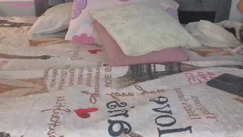 Emma online show from November 10, 2025, 5:28 am