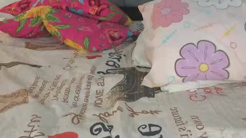 Emma online show from December 2, 2025, 5:35 am