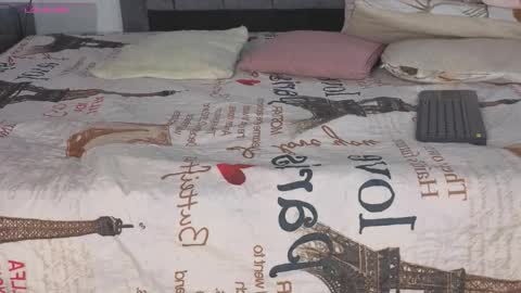 Emma online show from December 19, 2025, 4:52 am