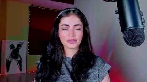 Snapshot of emma_blanco chatting on November 23, 2025, 8:41 pm Emma online show from November 23, 2025, 8:41 pm