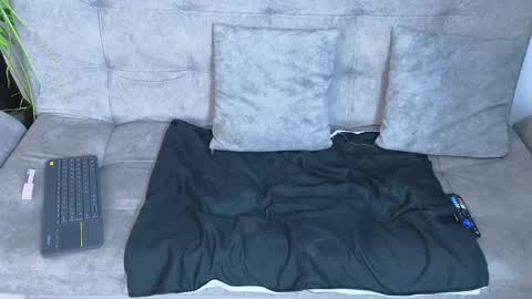 Snapshot of emma_blue_ chatting on March 12, 2025, 6:29 am Emma Blue modelo independiente online show from March 12, 2025, 6:29 am