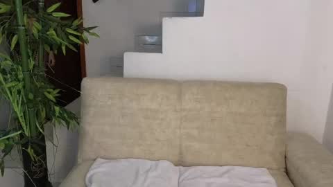 Snapshot of emma_blue_ chatting on September 11, 2025, 4:01 am Emma Blue modelo independiente online show from September 11, 2025, 4:01 am