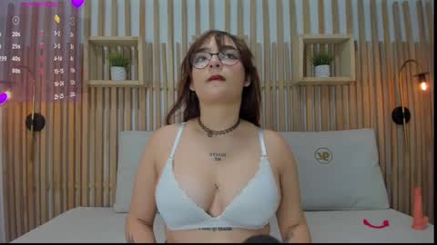 emma cleir online show from September 12, 2025, 11:43 am