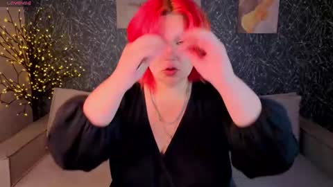Emma Davise online show from July 16, 2026, 1:22 am