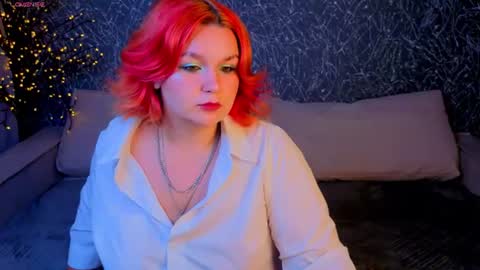 Emma Davise online show from July 27, 2026, 1:01 am