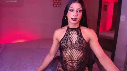 Snapshot of emma_demonn chatting on March 19, 2026, 9:24 am Mistress Emma Demon online show from March 19, 2026, 9:24 am