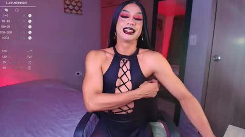 Snapshot of emma_demonn chatting on April 19, 2026, 8:46 am Mistress Emma Demon online show from April 19, 2026, 8:46 am