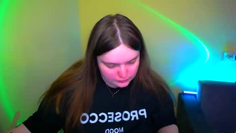 Eva online show from September 21, 2025, 1:24 pm